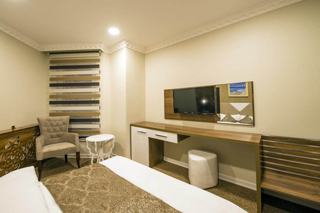 Kars-I Si̇Ri̇N Otel Εξωτερικό φωτογραφία